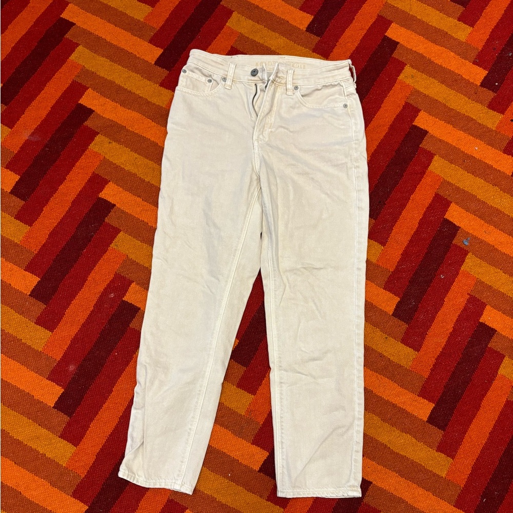 White American eagle jeans
